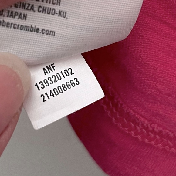 True Vintage Y2K Abercrombie and Fitch Barbie Pink V Neck Long Sleeve Cotton Tee - Picture 5 of 7